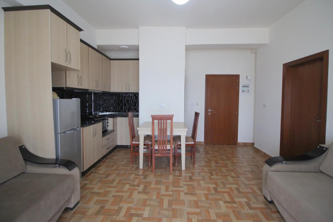 Doka Center Apartments Саранда Экстерьер фото
