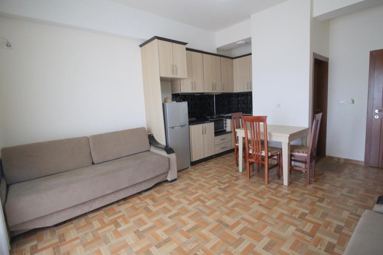 Doka Center Apartments Саранда Экстерьер фото