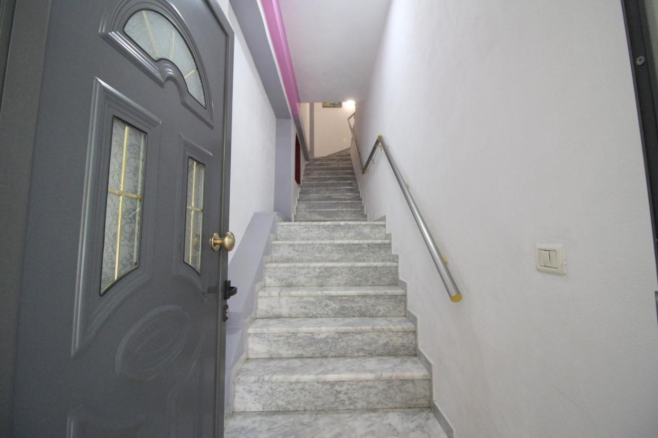 Doka Center Apartments Саранда Экстерьер фото