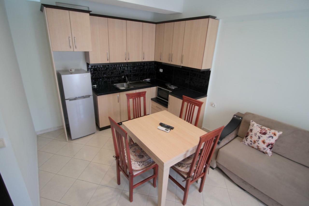 Doka Center Apartments Саранда Экстерьер фото